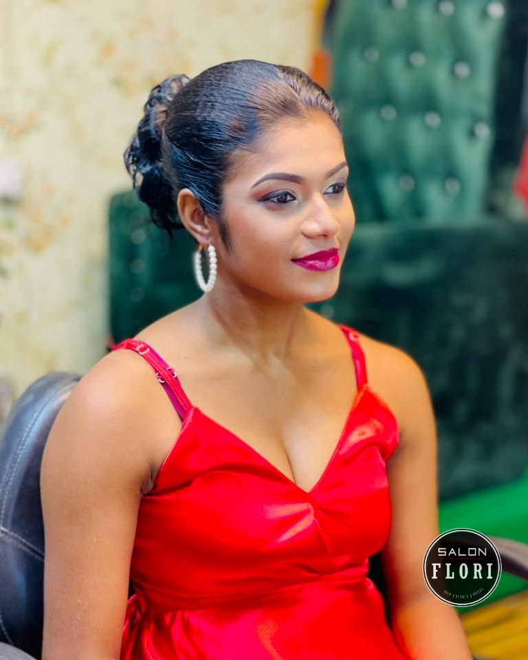 Salon FLORI Gallery Image